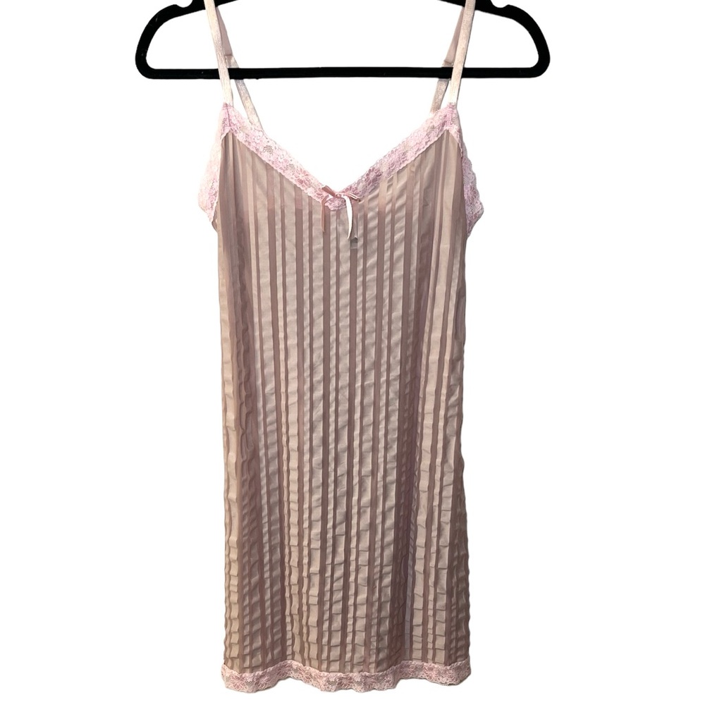 Rampage vintage slip sheer pink with lace size medium